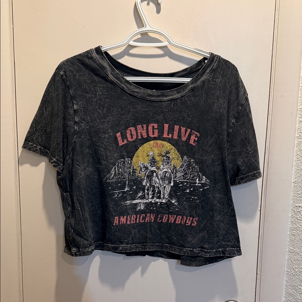 Black Graphic Crop Top
